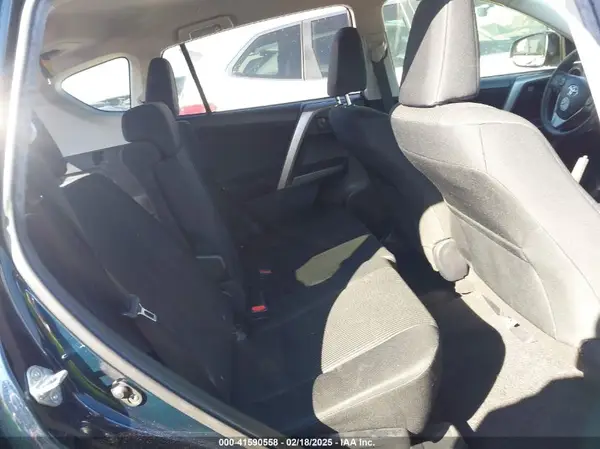 JTMZFREV3HJ150009 2017 TOYOTA RAV 4 - Image 8