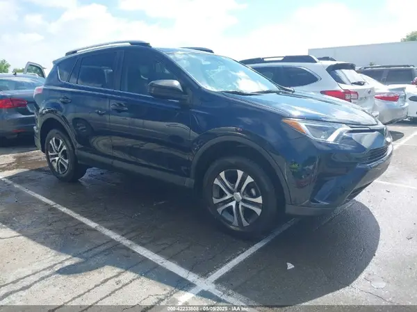 JTMZFREV3HJ712555 2017 TOYOTA RAV 4 - Image 1