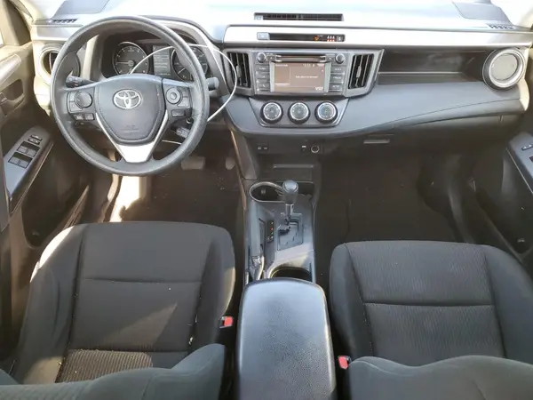 JTMZFREV3JJ153983 2018 TOYOTA RAV 4 - Image 8