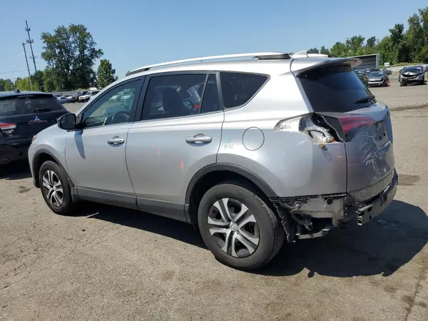 JTMZFREV3JJ165891 2018 TOYOTA RAV 4 - Image 2