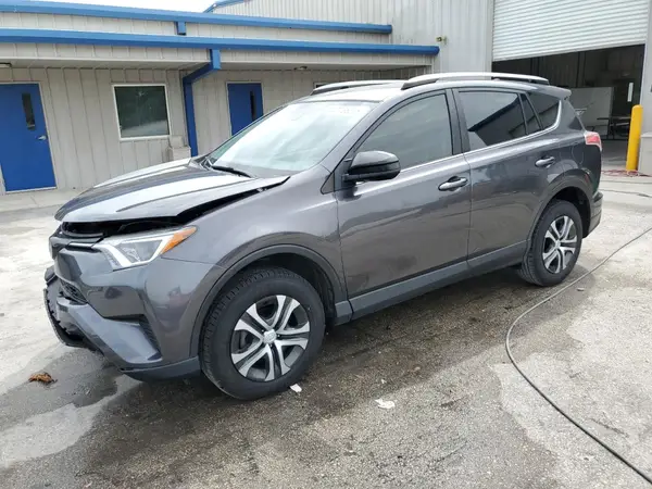JTMZFREV3JJ175868 2018 TOYOTA RAV 4 - Image 1