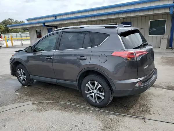 JTMZFREV3JJ175868 2018 TOYOTA RAV 4 - Image 2