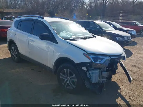 JTMZFREV3JJ733640 2018 TOYOTA RAV 4 - Image 1