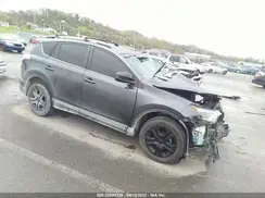 JTMZFREV4GJ070958 2016 TOYOTA RAV 4