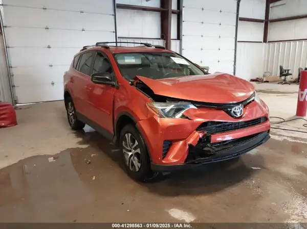 JTMZFREV4GJ082219 2016 TOYOTA RAV 4 - Image 1