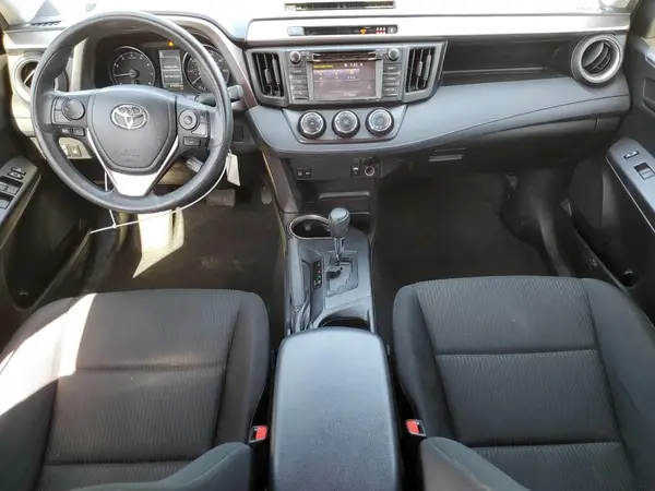 JTMZFREV4HJ110943 2017 TOYOTA RAV 4 - Image 8