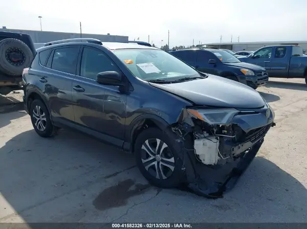JTMZFREV4HJ113745 2017 TOYOTA RAV 4 - Image 1