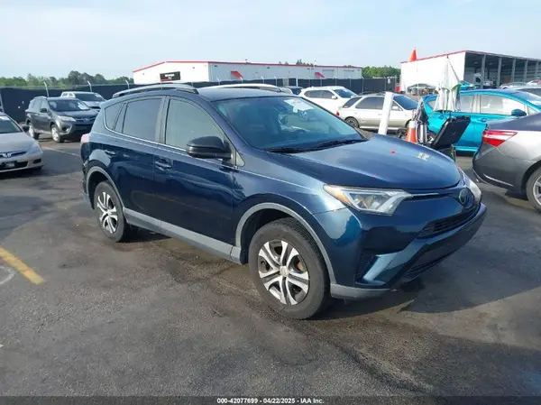 JTMZFREV4HJ136104 2017 TOYOTA RAV 4 - Image 1