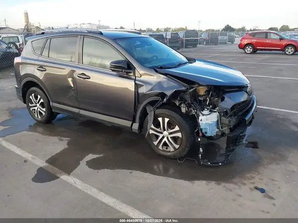 JTMZFREV4HJ139519 2017 TOYOTA RAV 4 - Image 1