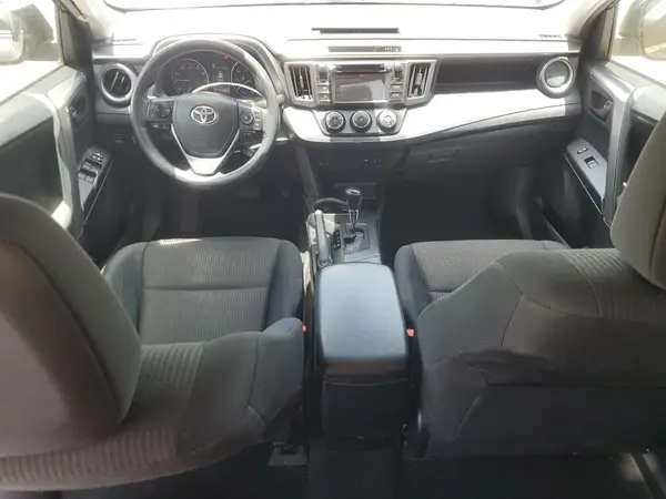 JTMZFREV4HJ705193 2017 TOYOTA RAV 4 - Image 8