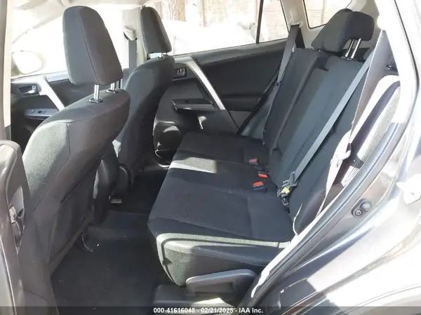 JTMZFREV4JJ195417 2018 TOYOTA RAV 4 - Image 8