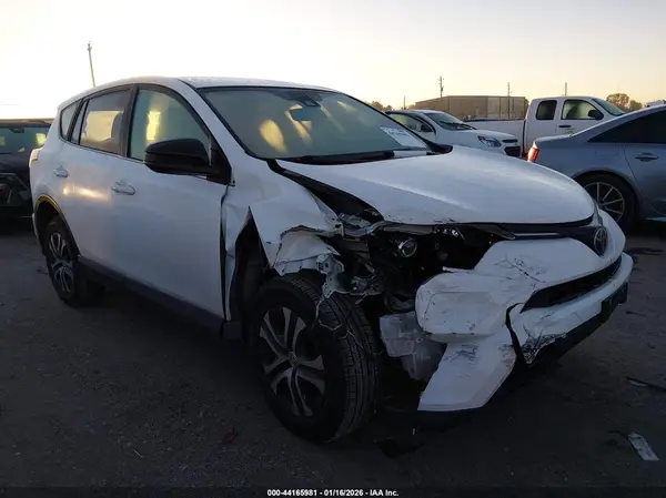 JTMZFREV4JJ209672 2018 TOYOTA RAV 4 - Image 1