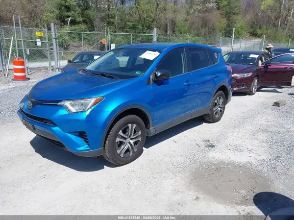 JTMZFREV4JJ734702 2018 TOYOTA RAV 4 - Image 2