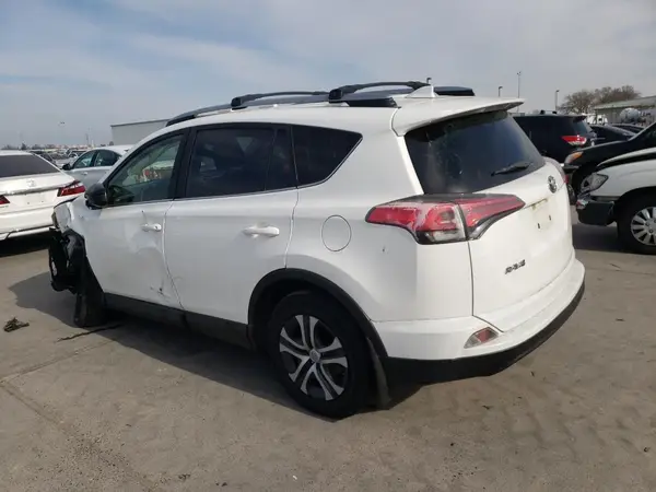 JTMZFREV4JJ737762 2018 TOYOTA RAV 4 - Image 2