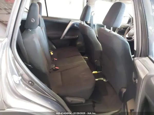 JTMZFREV5GJ073898 2016 TOYOTA RAV 4 - Image 8