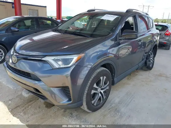 JTMZFREV5HD093875 2017 TOYOTA RAV 4 - Image 2