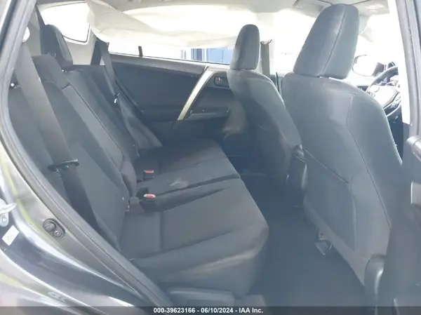 JTMZFREV5HD093875 2017 TOYOTA RAV 4 - Image 8