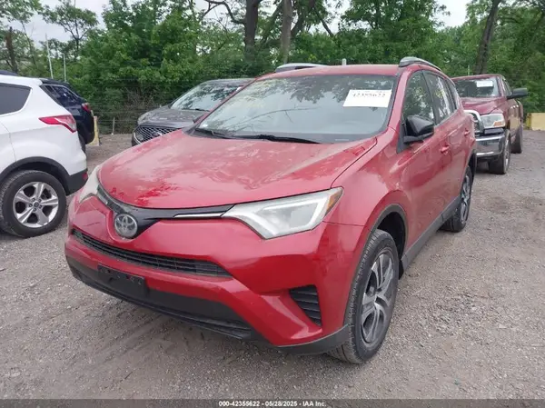 JTMZFREV5HJ112152 2017 TOYOTA RAV 4 - Image 2