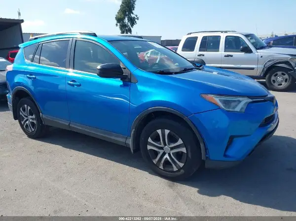 JTMZFREV5HJ119781 2017 TOYOTA RAV 4 - Image 1