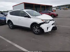 JTMZFREV5HJ125208 2017 TOYOTA RAV 4