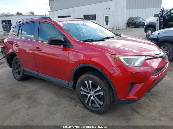 JTMZFREV5HJ126584 2017 TOYOTA RAV 4 - Image 1