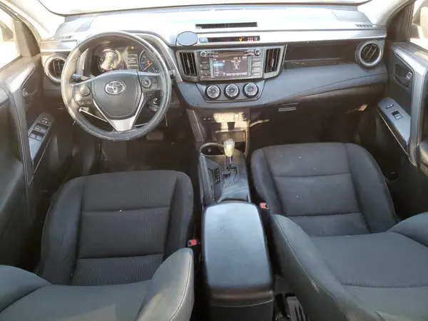 JTMZFREV5HJ136421 2017 TOYOTA RAV 4 - Image 8