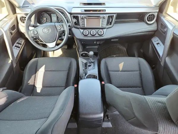 JTMZFREV5HJ136726 2017 TOYOTA RAV 4 - Image 8