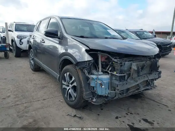 JTMZFREV5HJ716882 2017 TOYOTA RAV 4 - Image 1