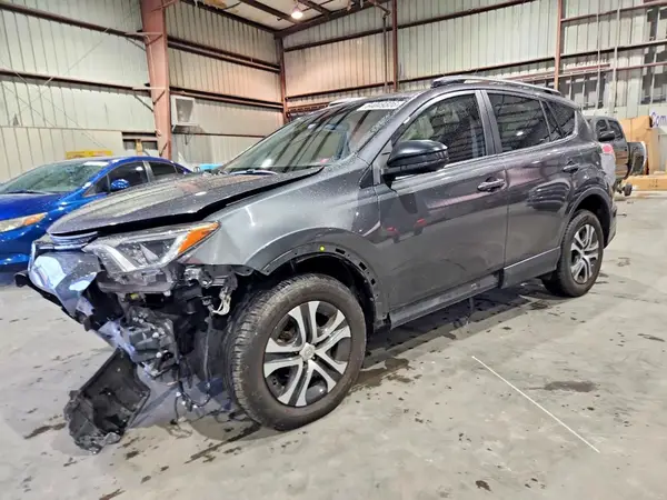 JTMZFREV5HU136130 2017 TOYOTA RAV 4 - Image 1
