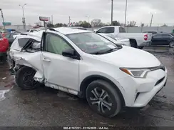 JTMZFREV5JJ153063 2018 TOYOTA RAV 4