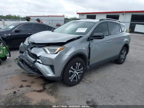 JTMZFREV5JJ182742 2018 TOYOTA RAV 4 - Image 2