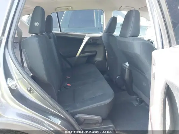 JTMZFREV6GD092281 2016 TOYOTA RAV 4 - Image 8