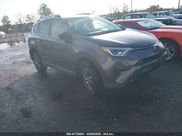 JTMZFREV6HJ110801 2017 TOYOTA RAV 4 - Image 1
