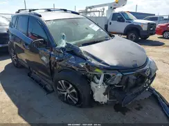 JTMZFREV6HJ111527 2017 TOYOTA RAV 4