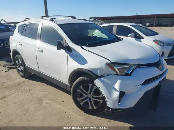 JTMZFREV6JJ150530 2018 TOYOTA RAV 4 - Image 1