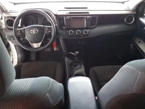JTMZFREV6JJ157302 2018 TOYOTA RAV 4 - Image 8