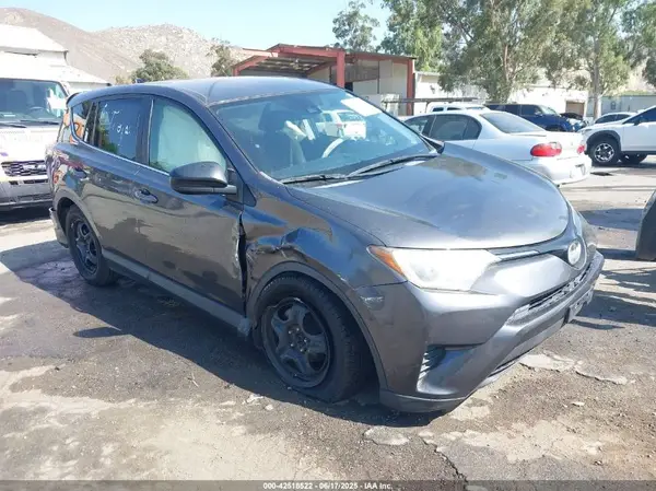 JTMZFREV6JJ158417 2018 TOYOTA RAV 4 - Image 1