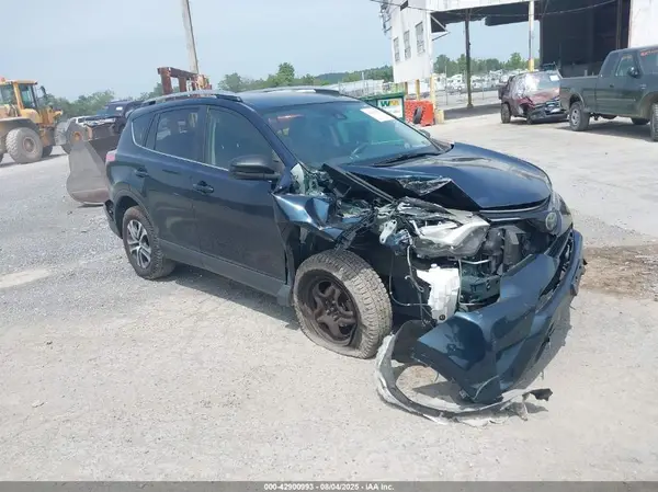 JTMZFREV6JJ172205 2018 TOYOTA RAV 4 - Image 1