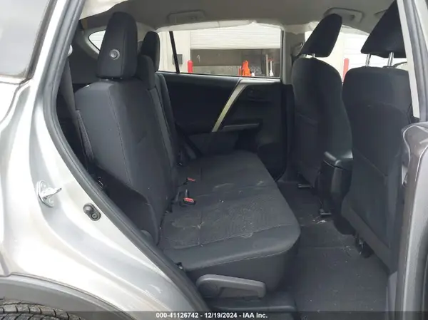 JTMZFREV6JJ175170 2018 TOYOTA RAV 4 - Image 8
