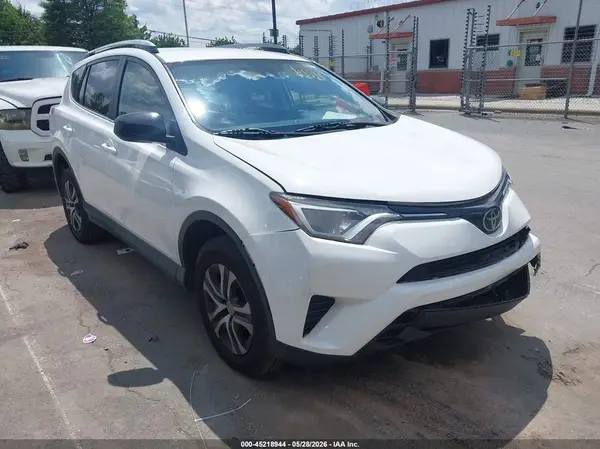 JTMZFREV6JJ176013 2018 TOYOTA RAV 4 - Image 1