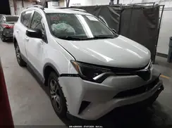 JTMZFREV6JJ198898 2018 TOYOTA RAV 4