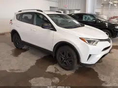 JTMZFREV6JJ729887 2018 TOYOTA RAV 4