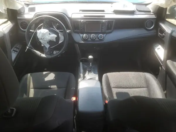 JTMZFREV6JJ737097 2018 TOYOTA RAV 4 - Image 8