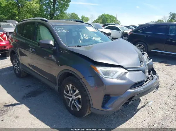 JTMZFREV7GJ086149 2016 TOYOTA RAV 4 - Image 1