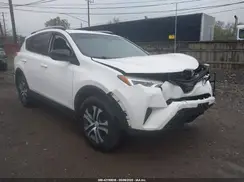 JTMZFREV7HD102186 2017 TOYOTA RAV 4