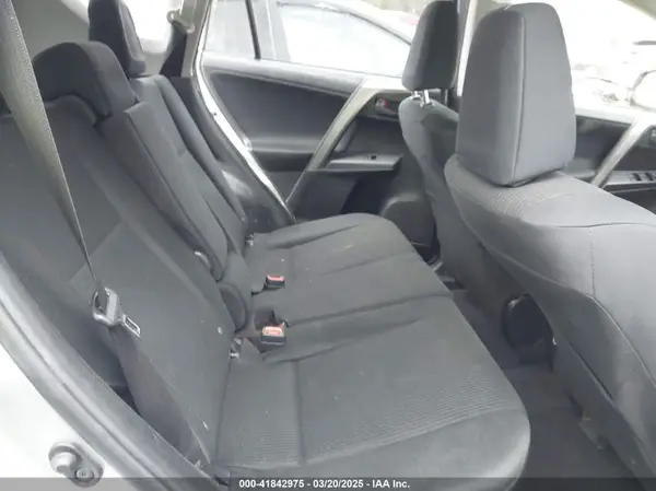 JTMZFREV7JJ169295 2018 TOYOTA RAV 4 - Image 8