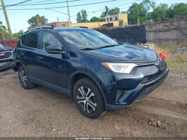 JTMZFREV7JJ194326 2018 TOYOTA RAV 4 - Image 1