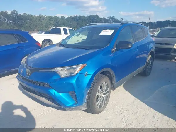 JTMZFREV7JJ729218 2018 TOYOTA RAV 4 - Image 2