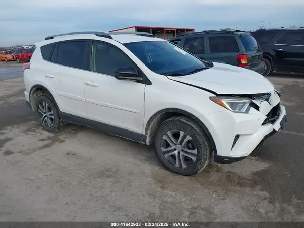 JTMZFREV7JJ730644 2018 TOYOTA RAV 4 - Image 1