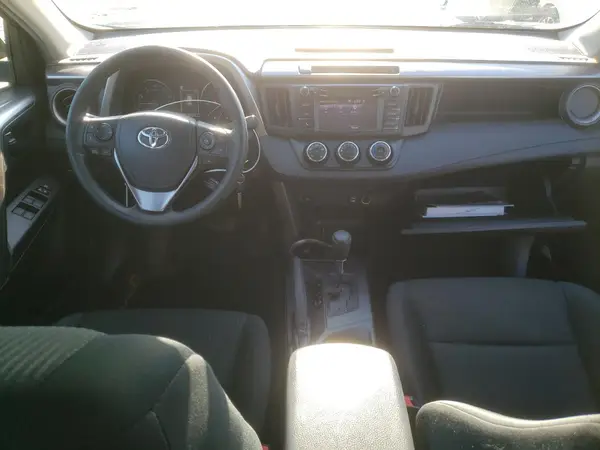 JTMZFREV7JJ737299 2018 TOYOTA RAV 4 - Image 8